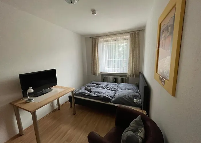 Schoene Einfache Mitten In