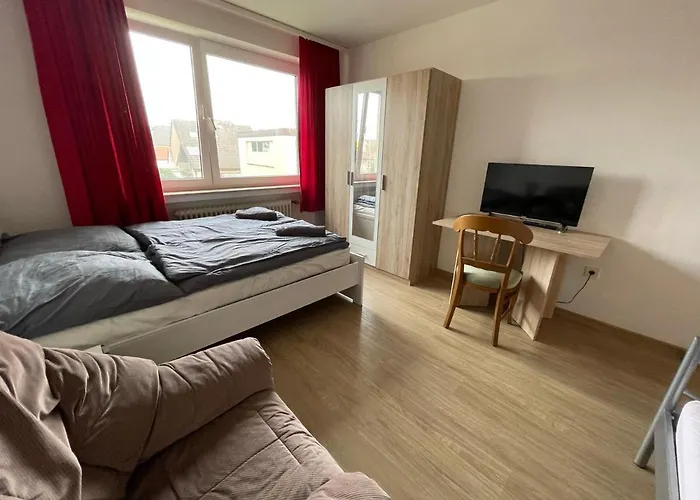 Schoene Einfache Mitten In * Oldenburg